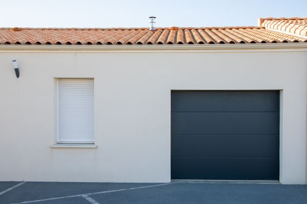 Cost of Garage Window Replacement in Albany